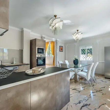 Domus Vesta Villa Marbella
